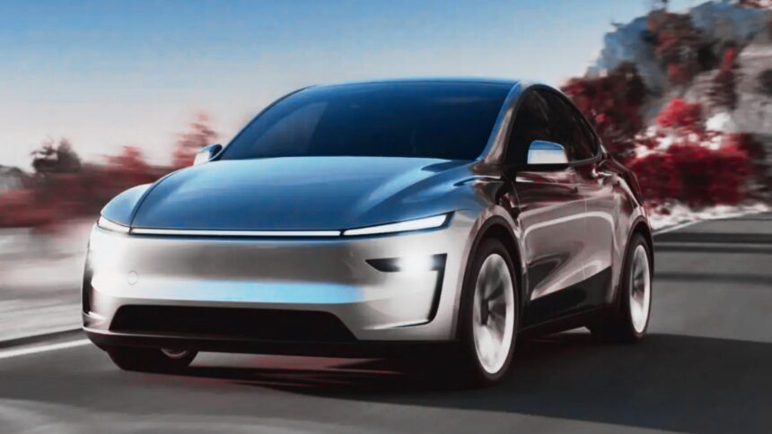 Robotaxi autónomo de Tesla circulando por una calle de Austin, Texas, durante la expansión del servicio de transporte sin supervisión humana.