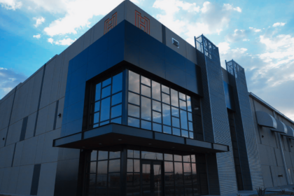 Vista del parque industrial HubsPark Juárez, donde Inventec realizará una inversión de 450 millones de dólares para expandir la manufactura de servidores e infraestructura para inteligencia artificial en México.