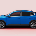 Vehículos nuevos exhibidos en una agencia automotriz de Chihuahua, estado que registró un crecimiento de 4.3% en la venta de autos durante el primer semestre de 2026.