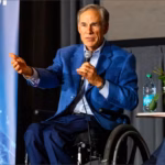 Sheriffs demócratas de Texas respaldan la reelección de Greg Abbott, mientras el sheriff de El Paso apoya a Gina Hinojosa.